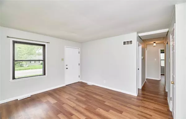 10359 Renfrew DR, St Louis, MO 63137