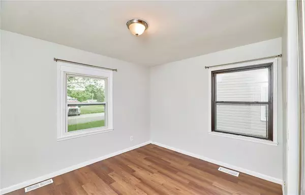 10359 Renfrew DR, St Louis, MO 63137