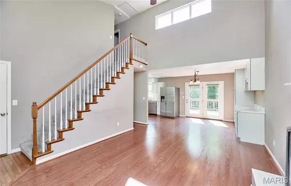 4016 Whitehall DR, Arnold, MO 63010