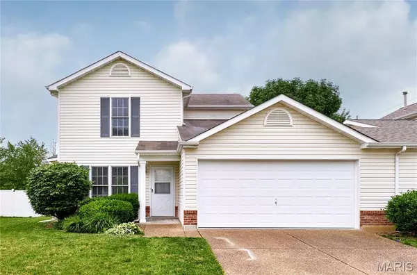 13 Deer Grove DR, St Peters, MO 63376