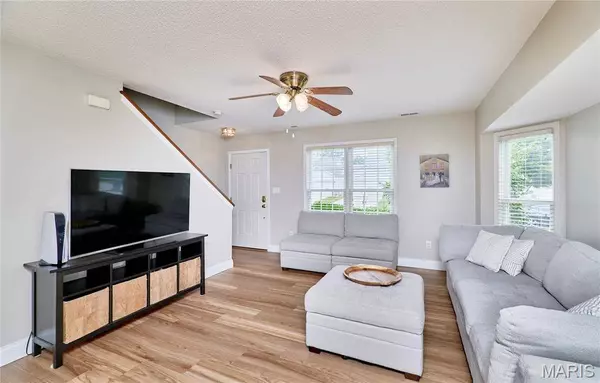 13 Deer Grove DR, St Peters, MO 63376