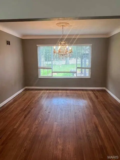 6721 Itaska ST, St Louis, MO 63109