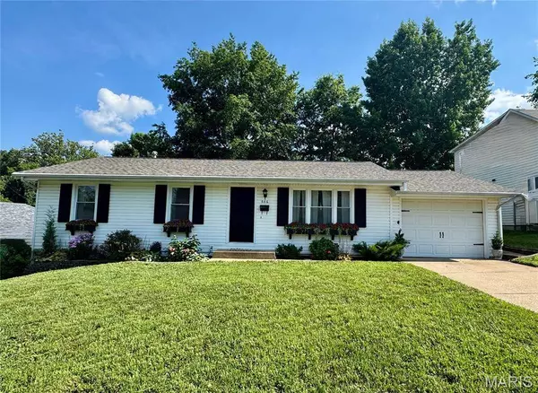 506 Oriole LN, Washington, MO 63090