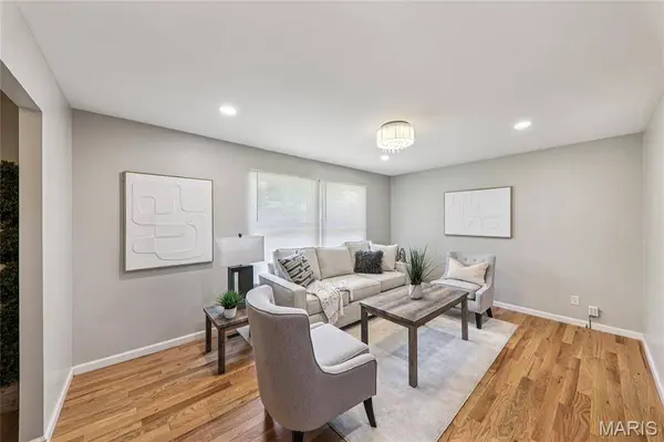 11869 Galba DR, Black Jack, MO 63033