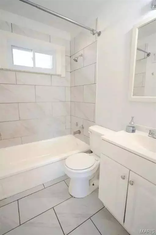 324 Shepley DR, Riverview, MO 63137