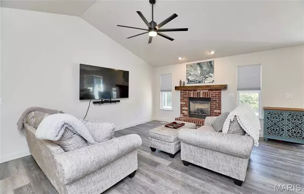 2928 Glaize Creek DR, Imperial, MO 63052