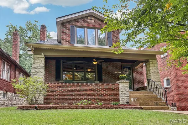 5454 Lisette AVE, St Louis, MO 63109