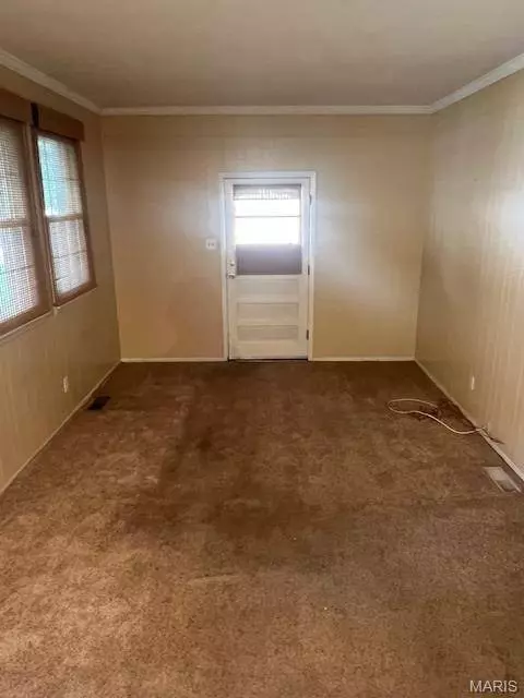 1115 James DR, Imperial, MO 63052