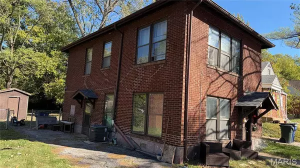 8109 Washington ST, St Louis, MO 63114