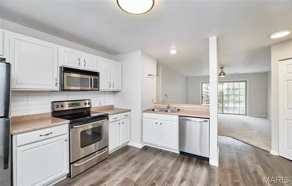 78 Sugar Glen CT #7, St Peters, MO 63376