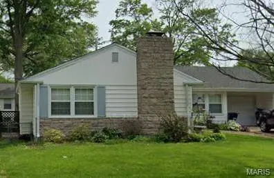 208 Huntleigh DR, St Louis, MO 63122