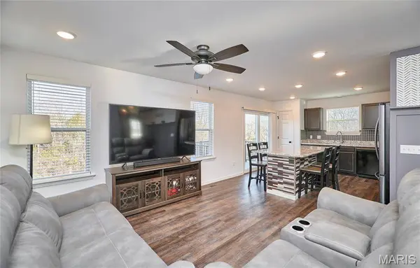 2144 Henley Woods DR, Arnold, MO 63010