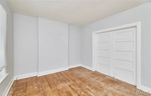 953 Catalpa ST, St Louis, MO 63112