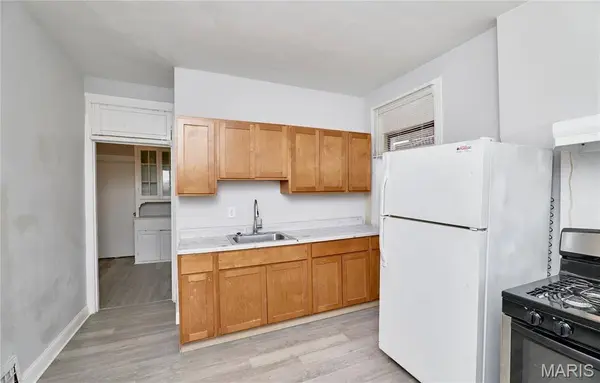 953 Catalpa ST, St Louis, MO 63112