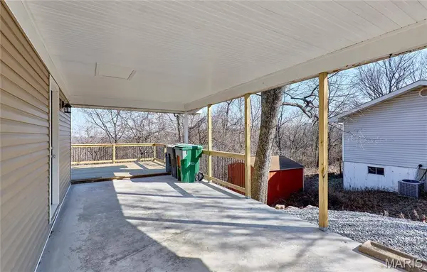 3523 E Four Ridge RD, Imperial, MO 63052