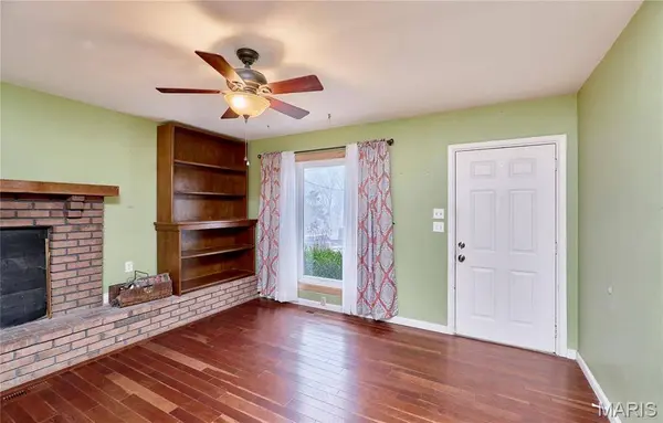 4938 Ben Myr DR, House Springs, MO 63051