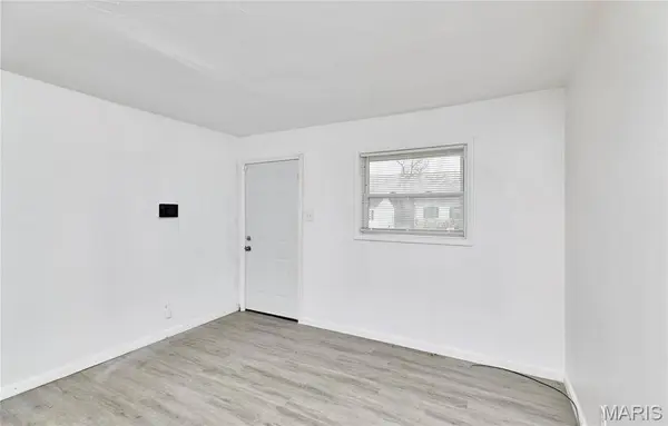 419 Cameron RD, Riverview, MO 63137