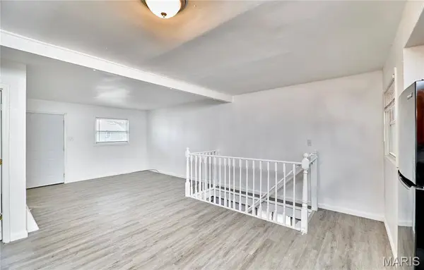 419 Cameron RD, Riverview, MO 63137