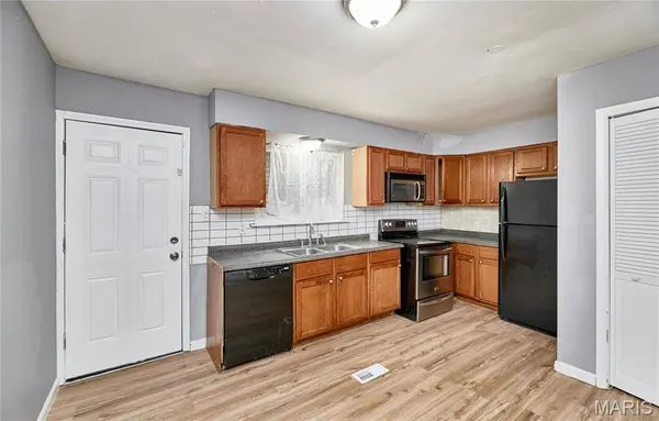 10501 Baron DR, Unincorporated, MO 63136