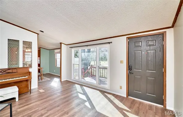 103 E Lark DR #A, Unincorporated, MO 63026