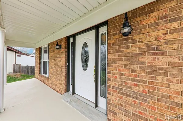 5421 Regalway DR, Mehlville, MO 63129