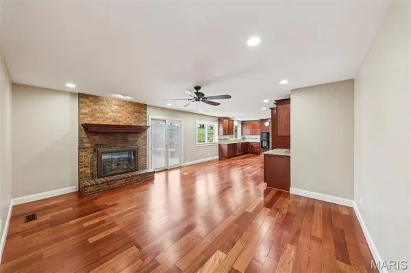 5421 Regalway DR, Mehlville, MO 63129