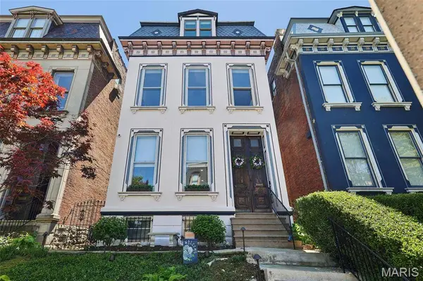1804 Hickory ST, St Louis, MO 63104