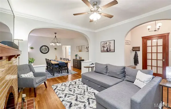 6139 Tennessee AVE, St Louis, MO 63111