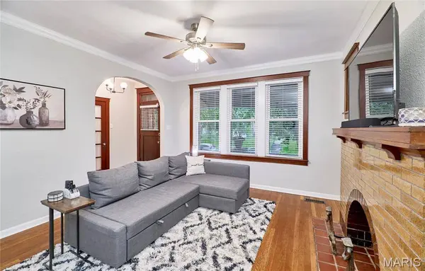 6139 Tennessee AVE, St Louis, MO 63111