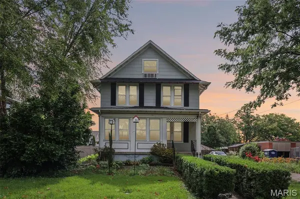 112 N Harrison AVE, Kirkwood, MO 63122