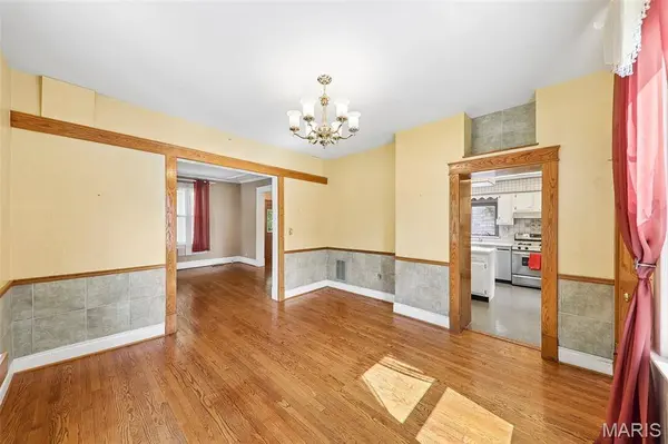 112 N Harrison AVE, Kirkwood, MO 63122