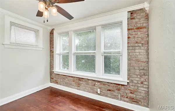 3541 Oregon AVE, St Louis, MO 63118