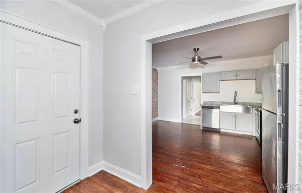 3541 Oregon AVE, St Louis, MO 63118