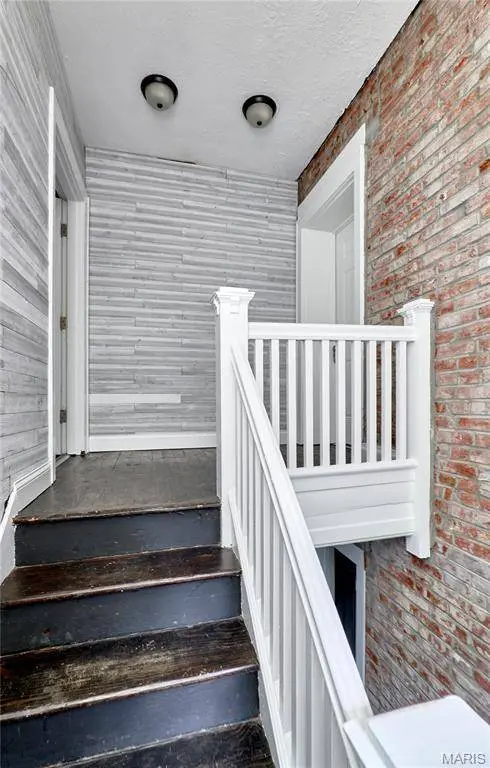 3541 Oregon AVE, St Louis, MO 63118