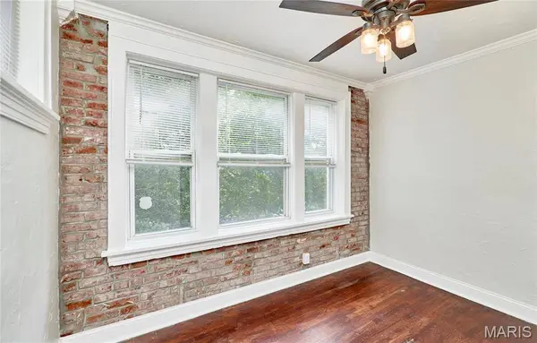 3541 Oregon AVE, St Louis, MO 63118
