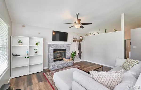 66 Jacqueline CIR, O'fallon, MO 63368