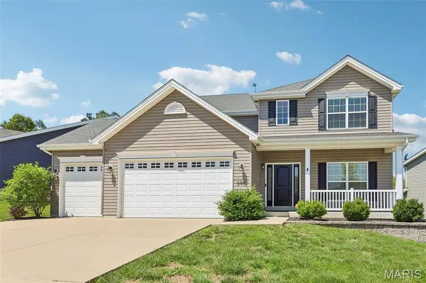 390 Timber Valley TRL, Fenton, MO 63026