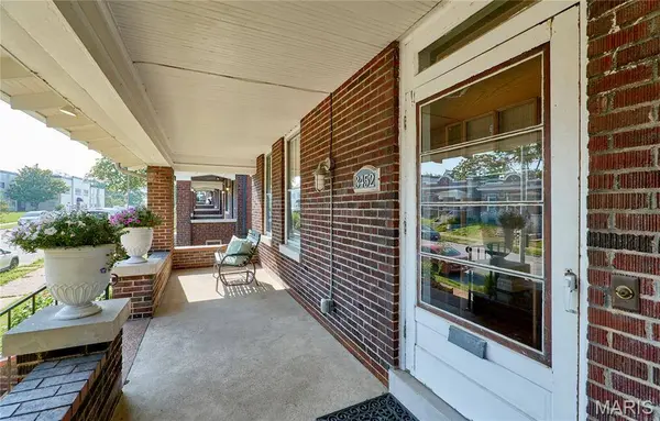 3452 Gasconade ST, St Louis, MO 63118