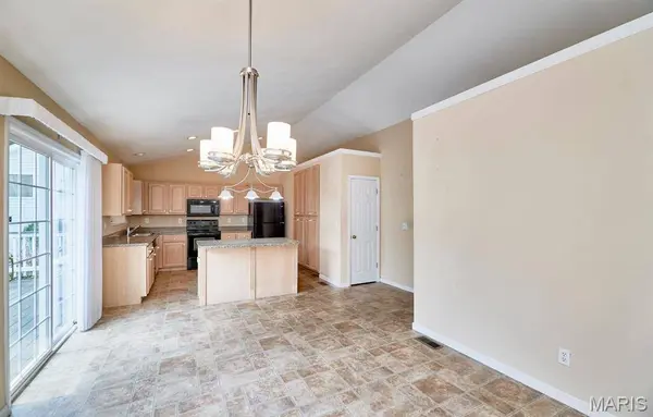 1516 Hibernation HOLW, Wentzville, MO 63385