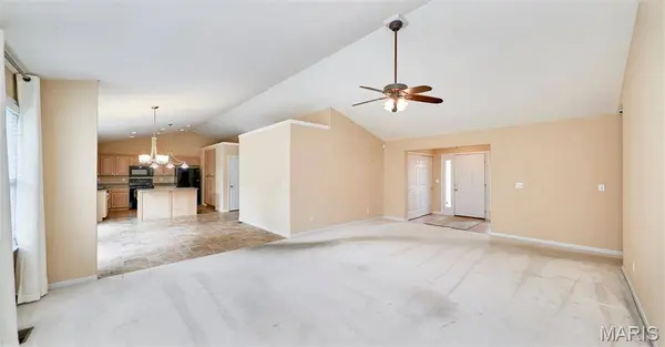 1516 Hibernation HOLW, Wentzville, MO 63385