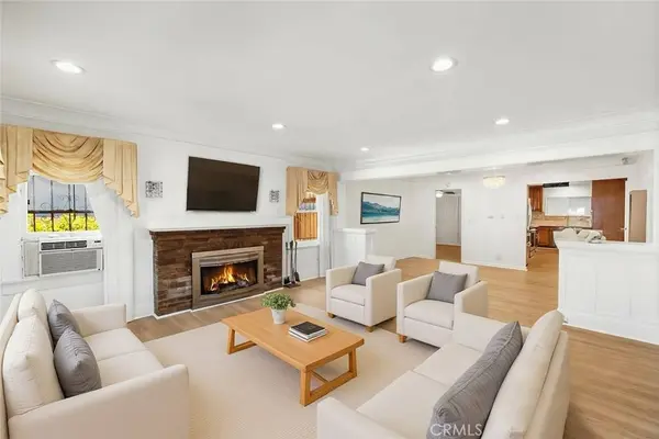 5151 West BLVD, Los Angeles, CA 90043