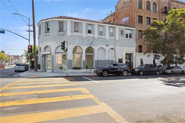 4356 W 3rd, Los Angeles, CA 90020