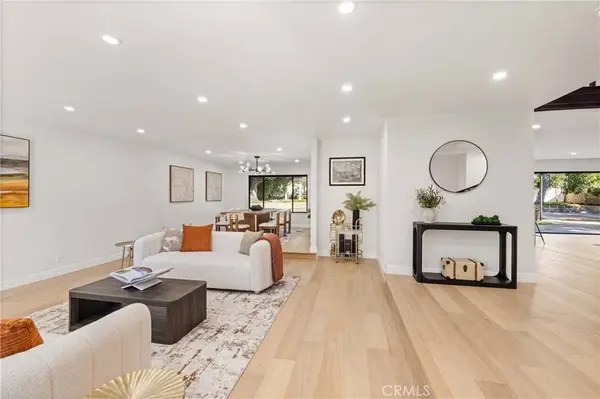 5340 Edgeware DR, Calabasas, CA 91301