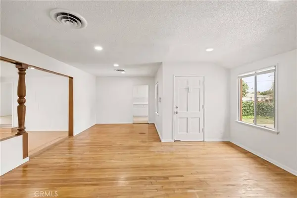 18418 Sylvan, Reseda, CA 91335