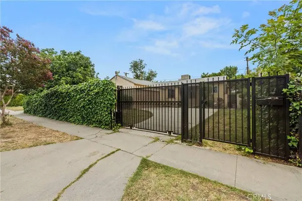 18418 Sylvan, Reseda, CA 91335