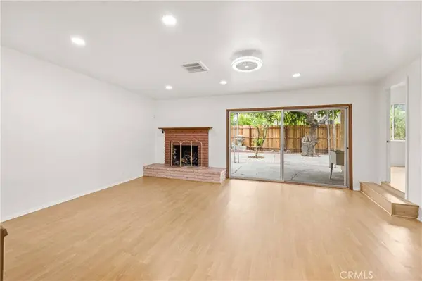 18418 Sylvan, Reseda, CA 91335
