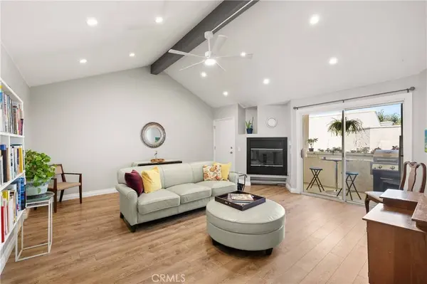 19400 Wyandotte #19, Reseda, CA 91335