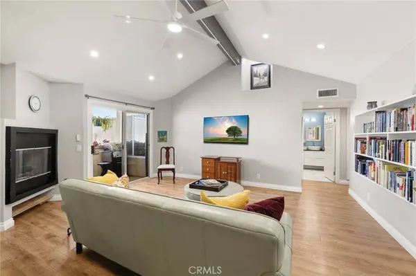19400 Wyandotte #19, Reseda, CA 91335