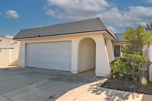 309 Calle Montecito, Oceanside, CA 92057