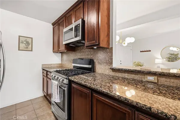 10636 Woodley AVE #47, Granada Hills, CA 91344